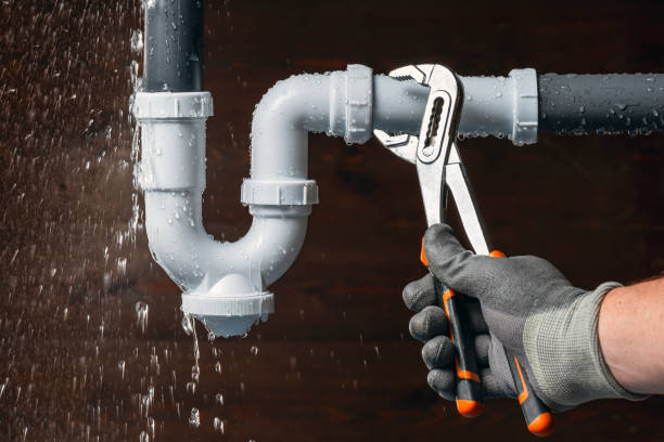 Professional Leak Detection technician working in Wirtz, VA